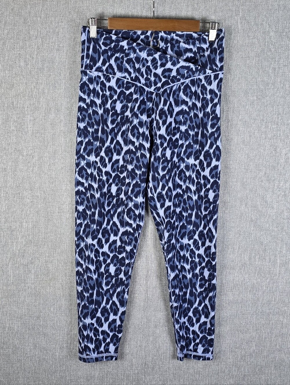 Offline By Aerie Real Me High Waisted Crossover Blue Leopard Print Leggings XL